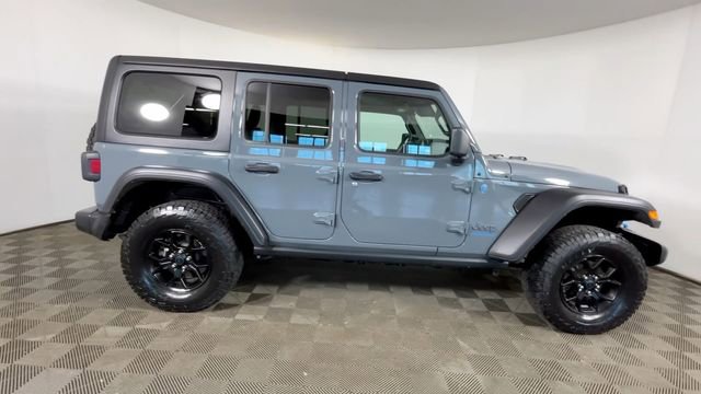 Used 2024 Jeep Wrangler Unlimited AWD/4WD video 3