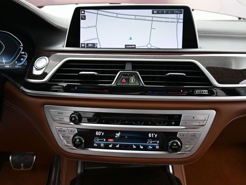 Used 2020 BMW 745e xDrive image 14