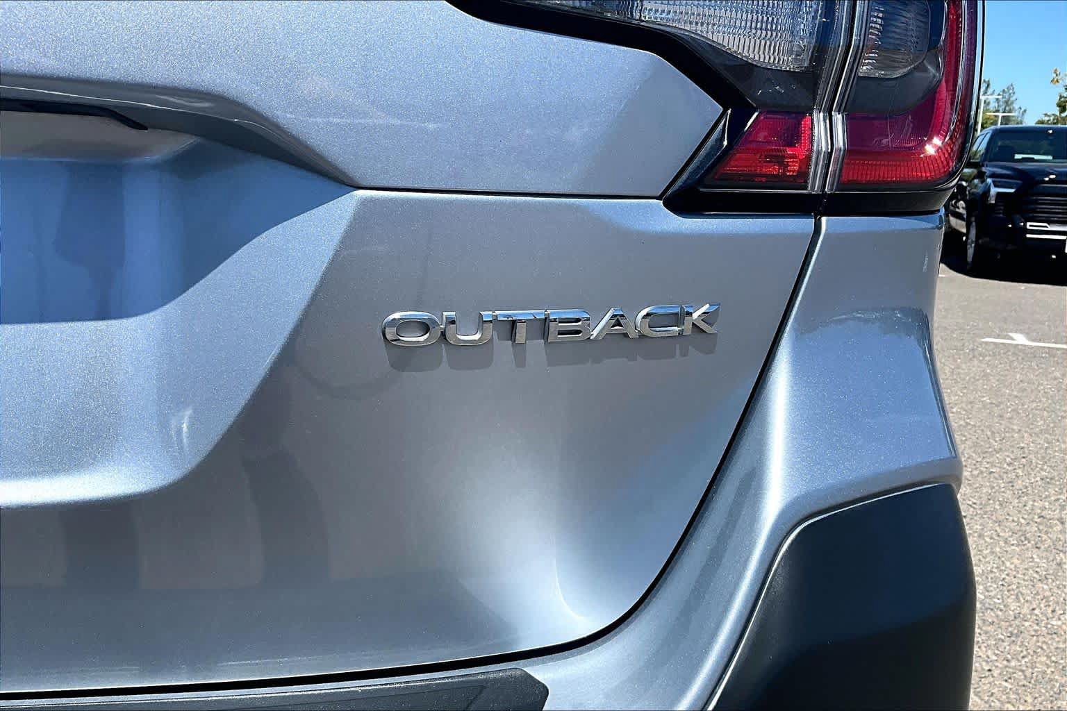 Used 2020 Subaru Outback Premium AWD/4WD image 9