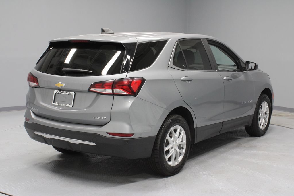 Used 2023 Chevrolet Equinox LT w/ Driver Convenience Package AWD/4WD image 12