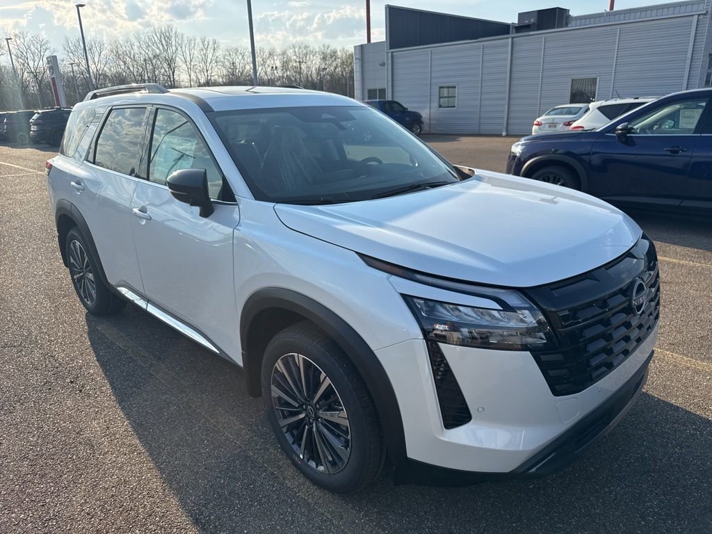 New 2026 Nissan Pathfinder Platinum image 12