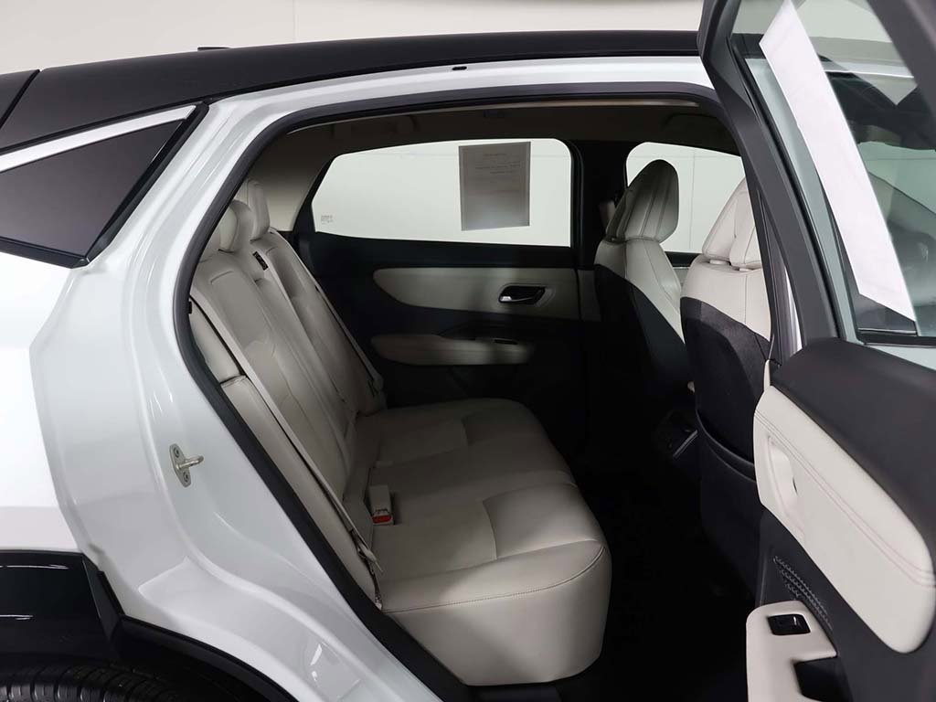 Used 2023 Nissan Ariya ENGAGE image 33