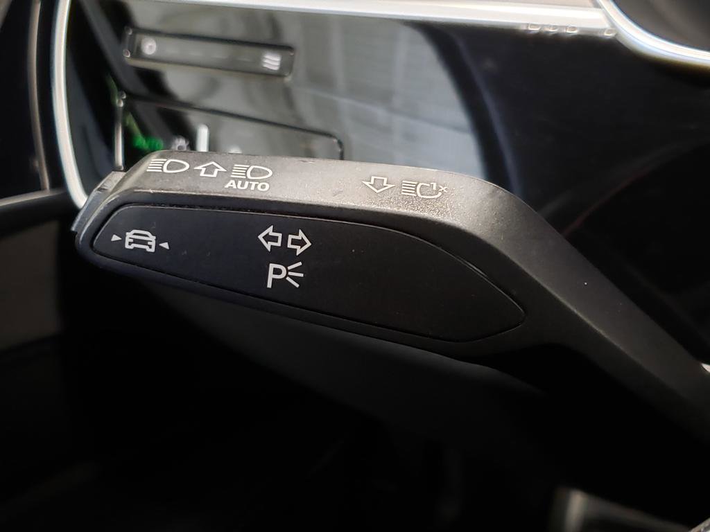 Used 2023 Audi S8 w/ S8 Executive Package image 21