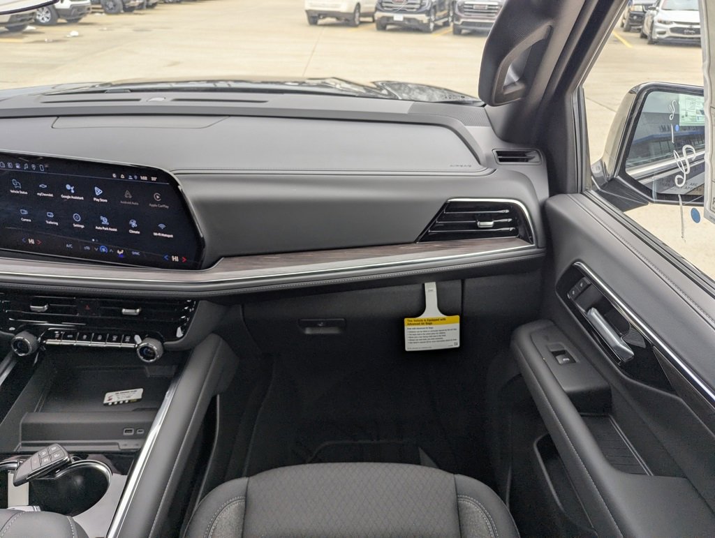 New 2026 Chevrolet Suburban LS w/ Max Trailering Package image 4