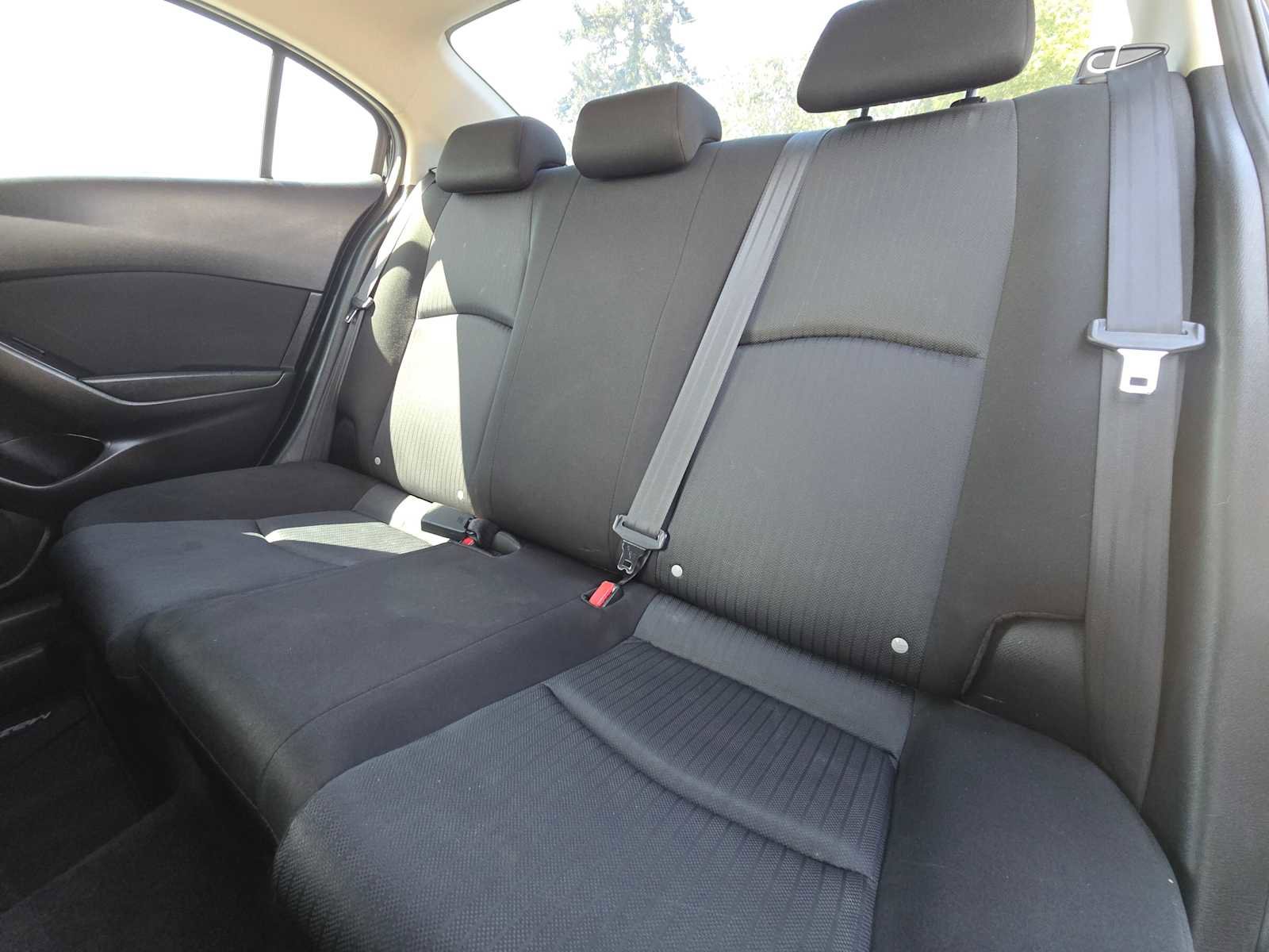 Used 2014 MAZDA MAZDA3 i SV FWD image 17