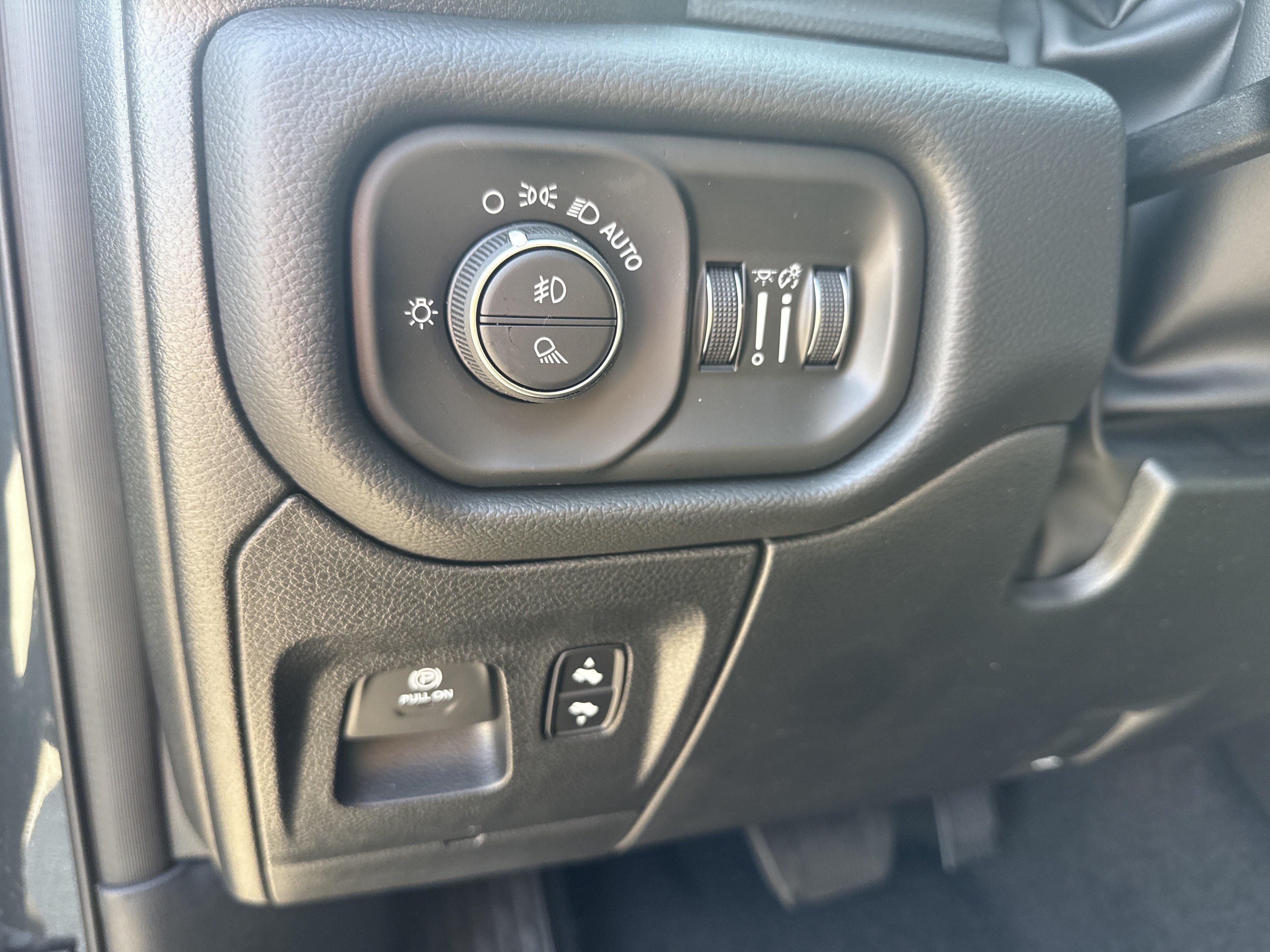 New 2026 RAM 1500 Big Horn AWD/4WD image 30
