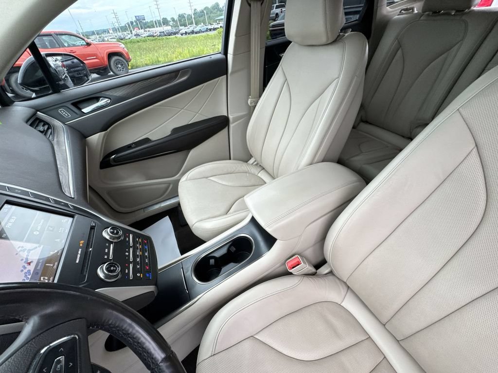 Used 2019 Lincoln MKC Reserve AWD/4WD image 27