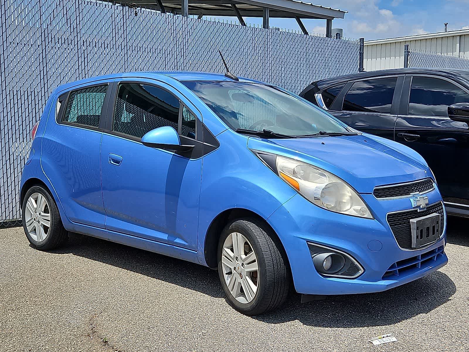 Used 2014 Chevrolet Spark LT FWD image 2