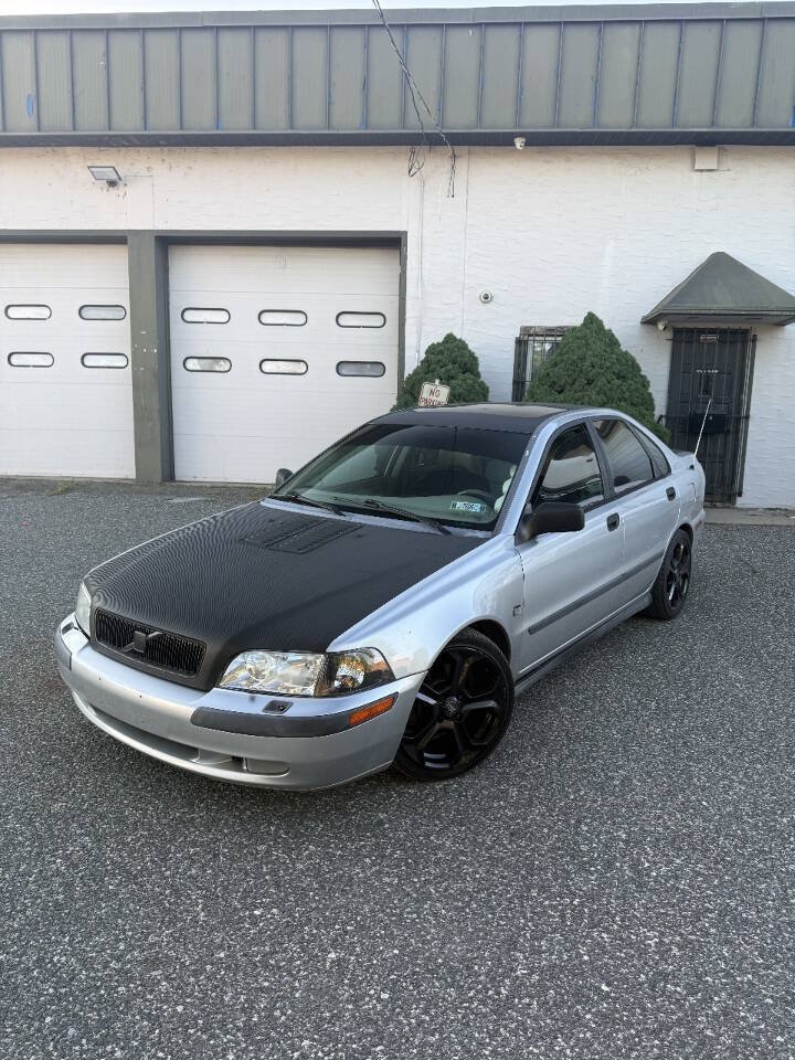 Used 2001 Volvo S40 FWD image 2