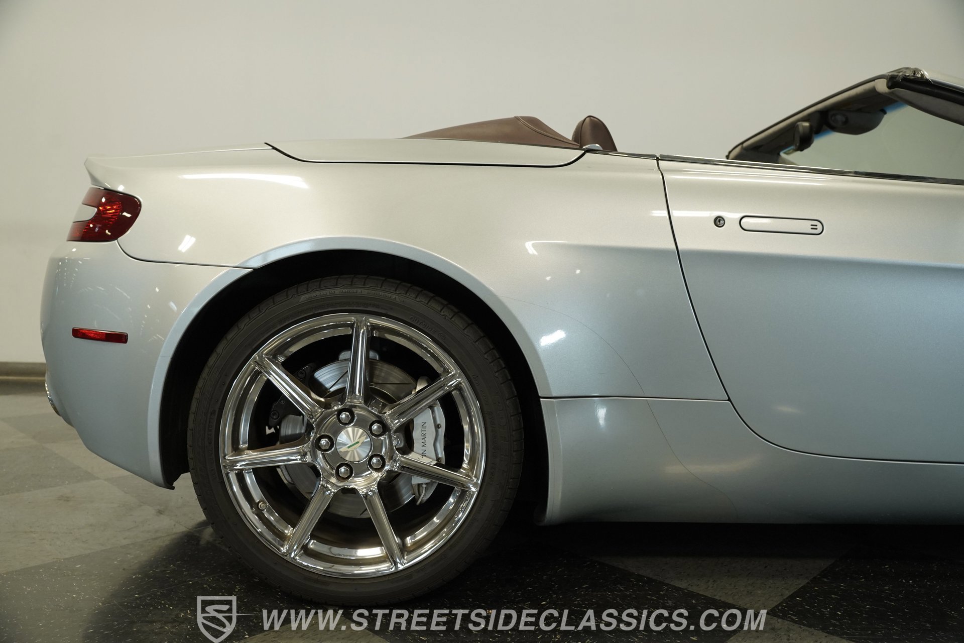 Used 2008 Aston Martin V8 Vantage Roadster image 33