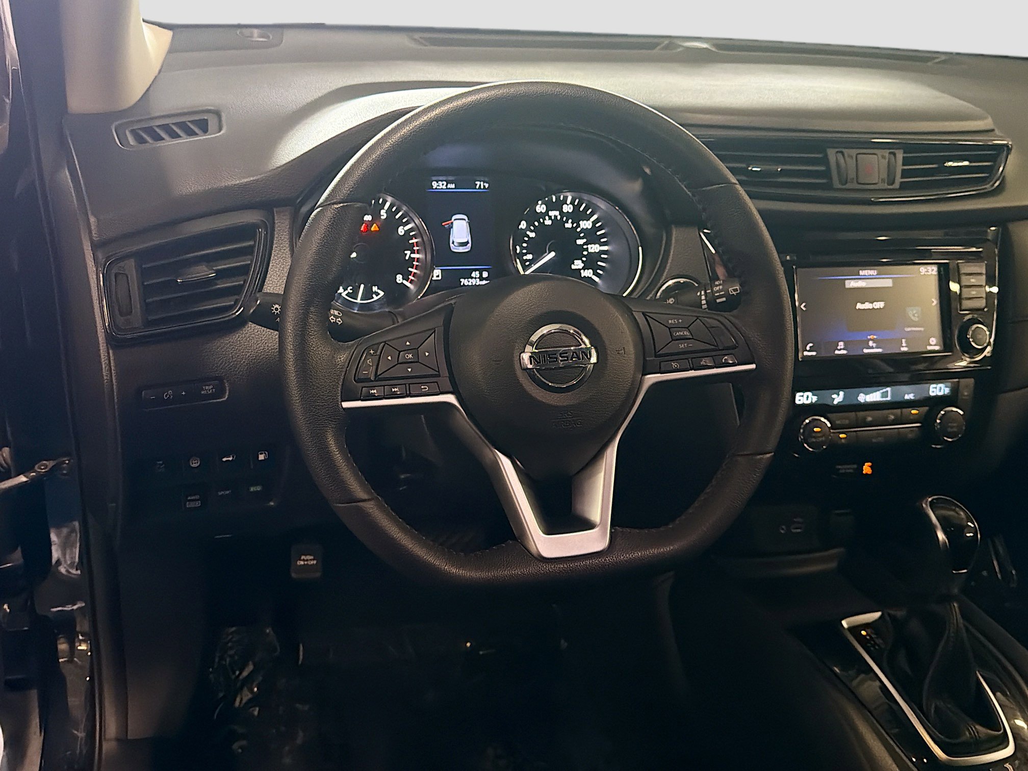 Used 2020 Nissan Rogue SV AWD/4WD image 18