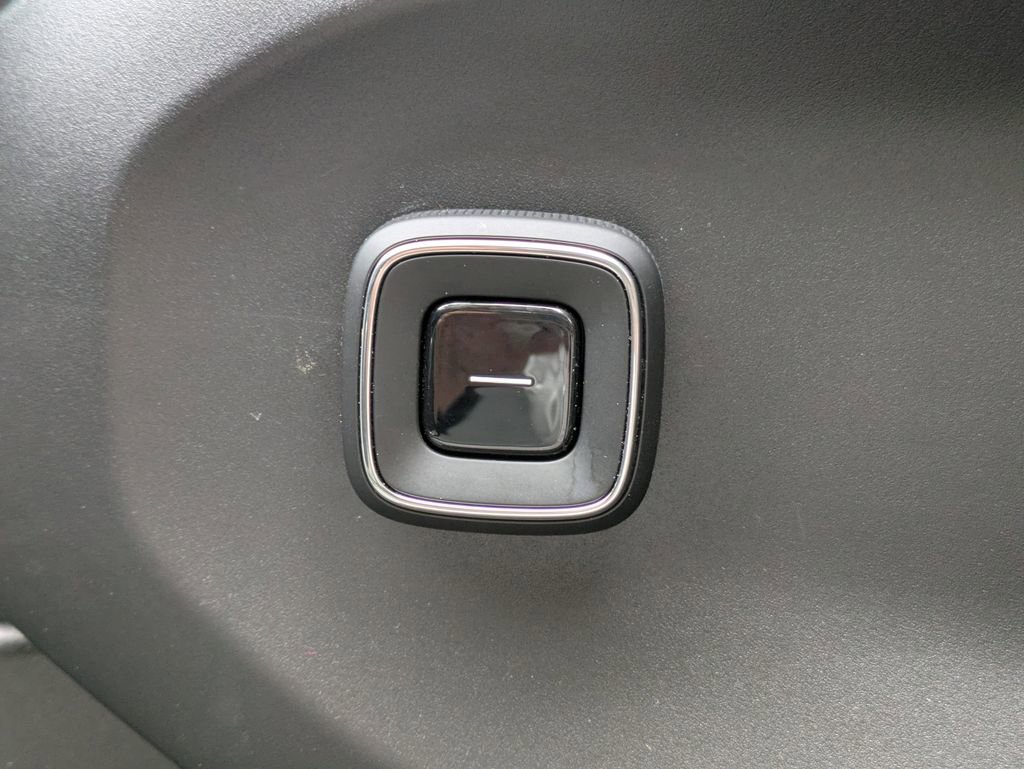 Certified 2025 Volvo EX90 Ultra w/ Protection Package Premier image 29