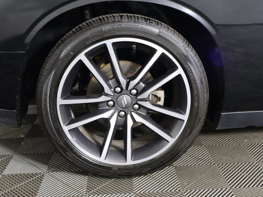 Used 2023 Dodge Challenger R/T image 17