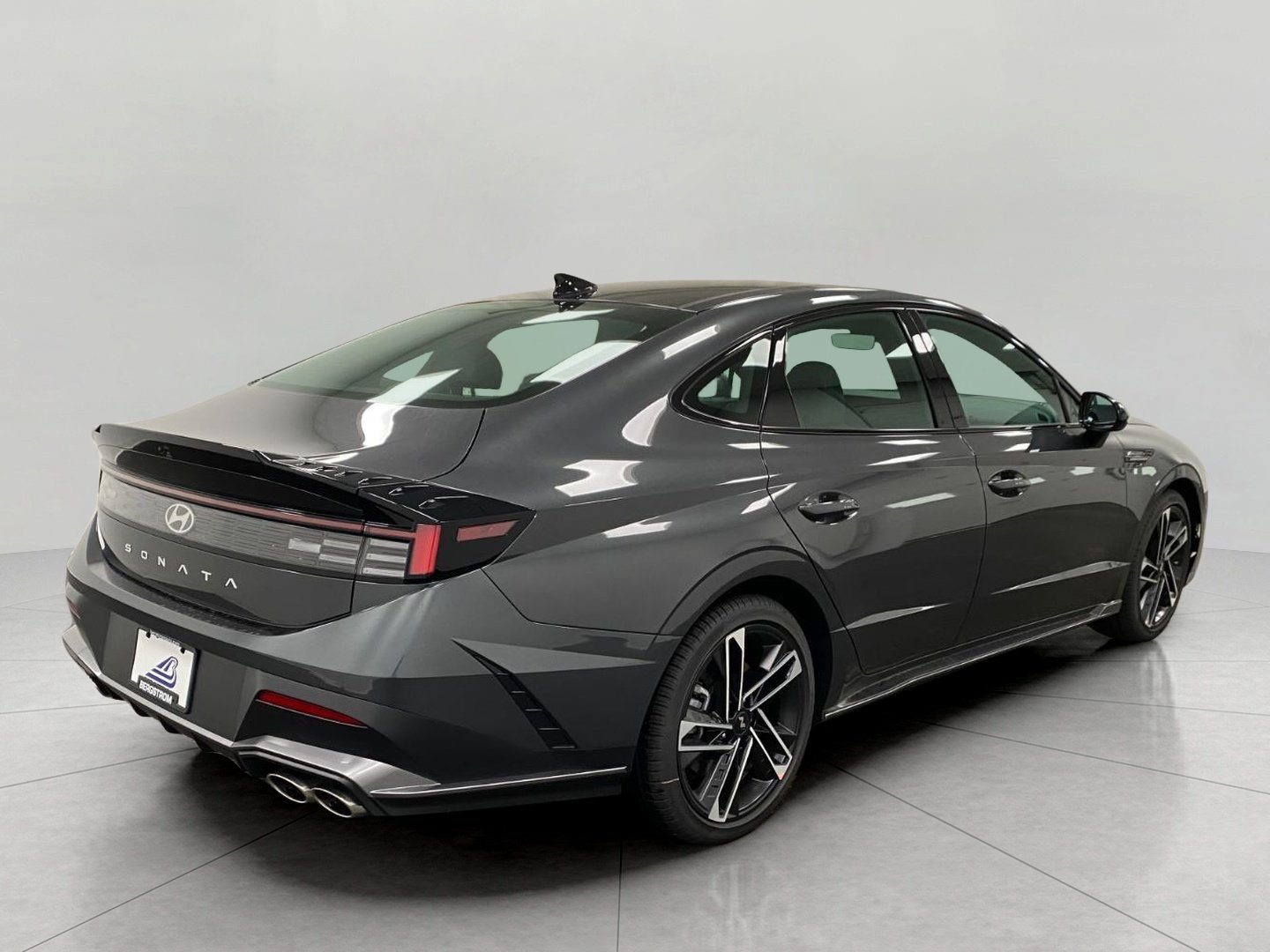 New 2026 Hyundai Sonata N Line FWD image 3
