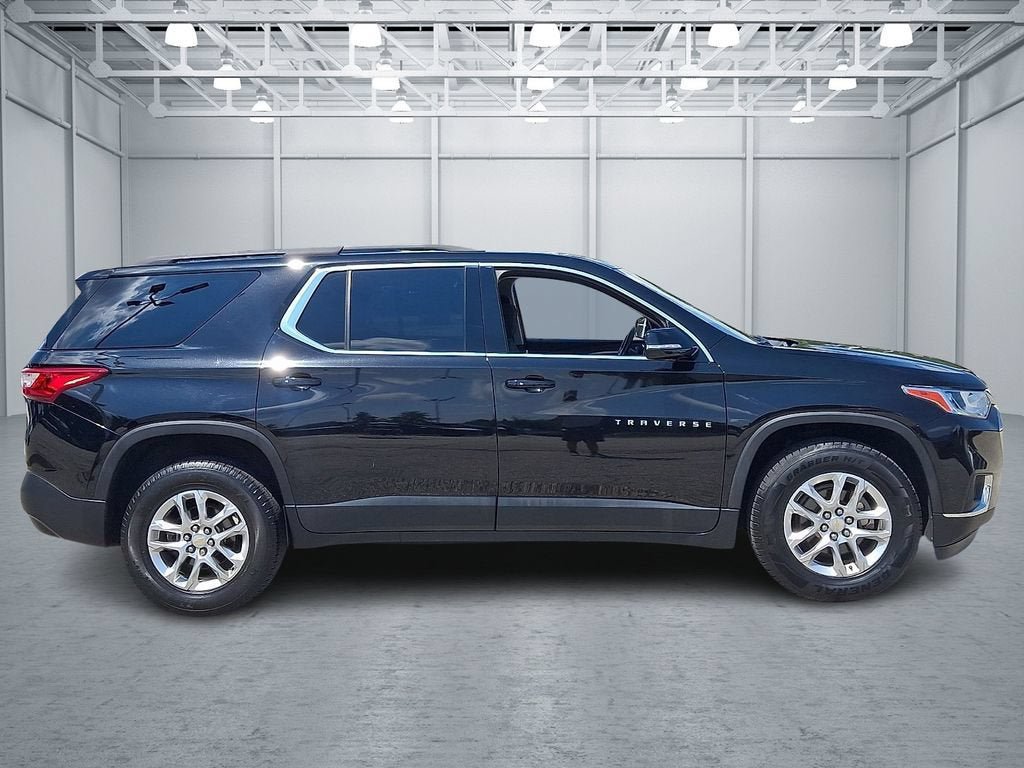 Certified 2020 Chevrolet Traverse LT FWD image 9