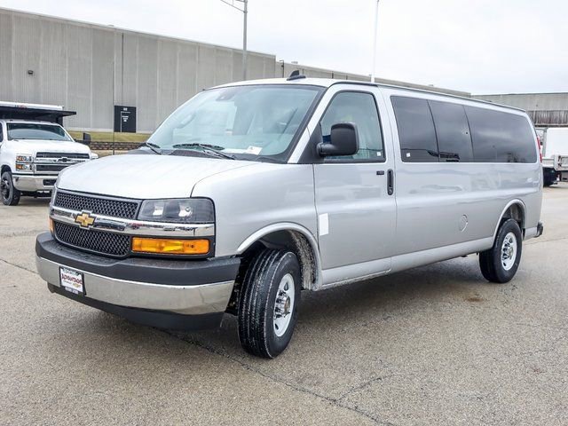 New 2025 Chevrolet Express 3500 LT w/ LT Preferred Equipment Group image 7