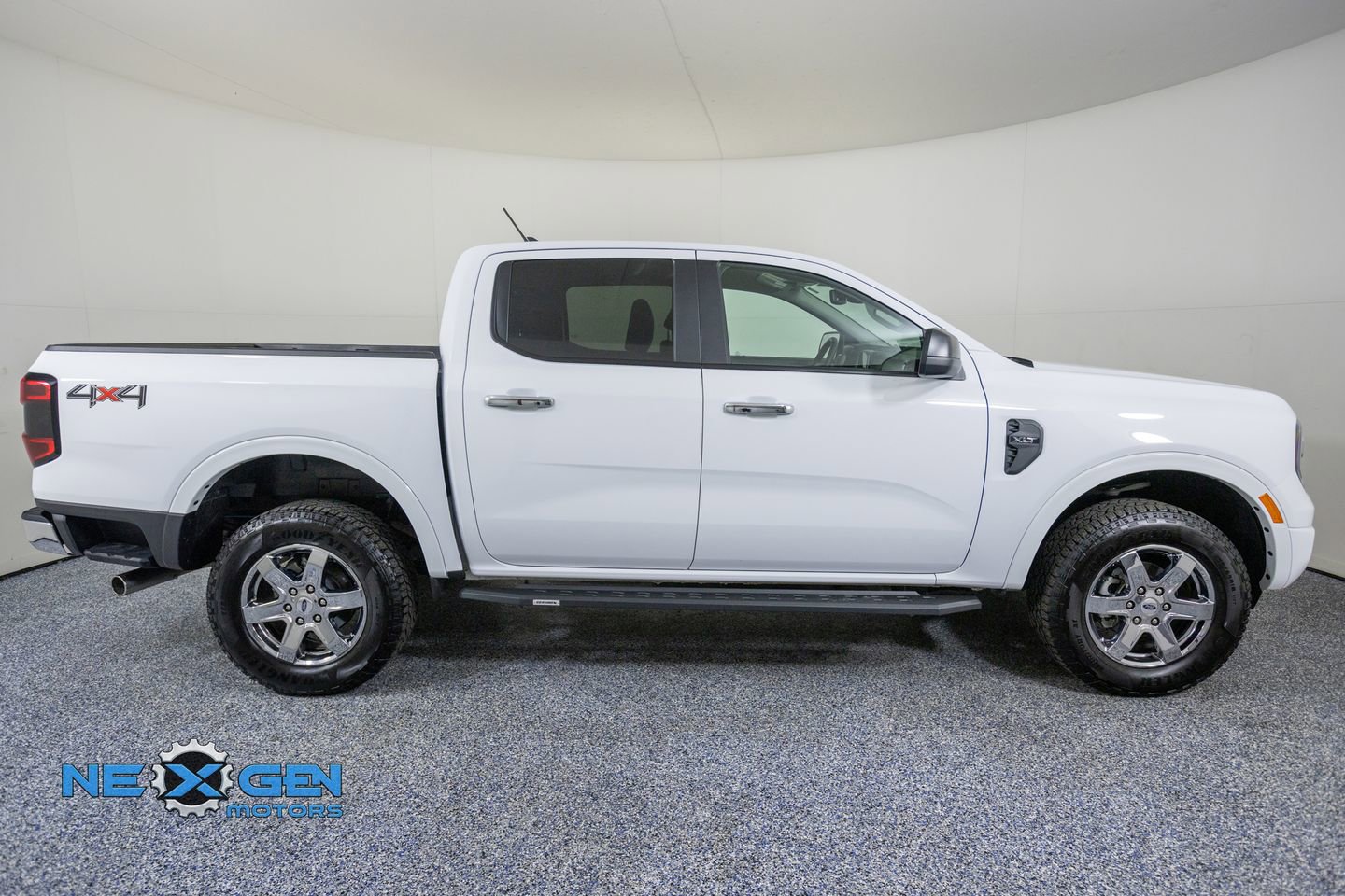 Used 2024 Ford Ranger XLT w/ Trailer Tow Package AWD/4WD image 8