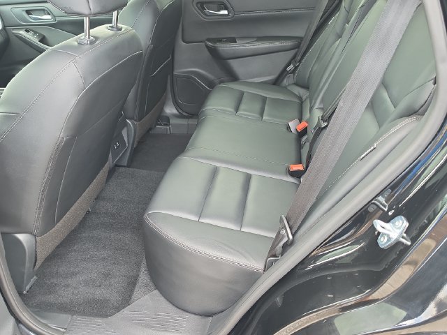 Certified 2026 Nissan Rogue SL AWD/4WD image 17