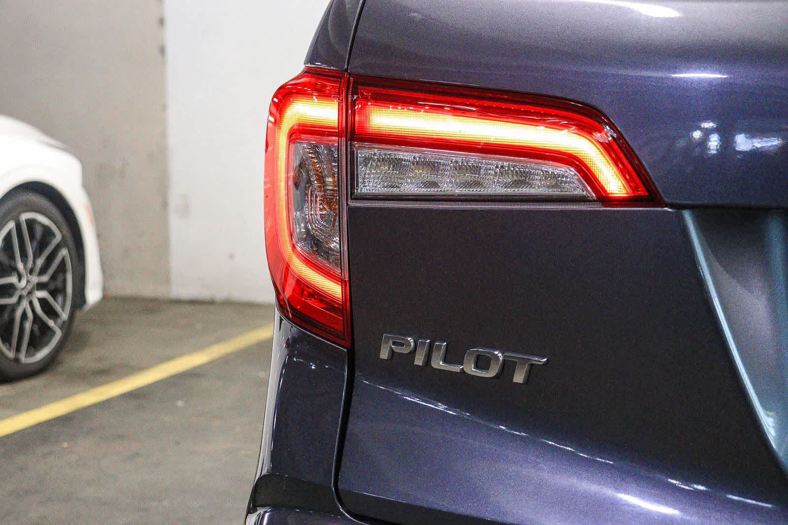 Used 2020 Honda Pilot LX image 11