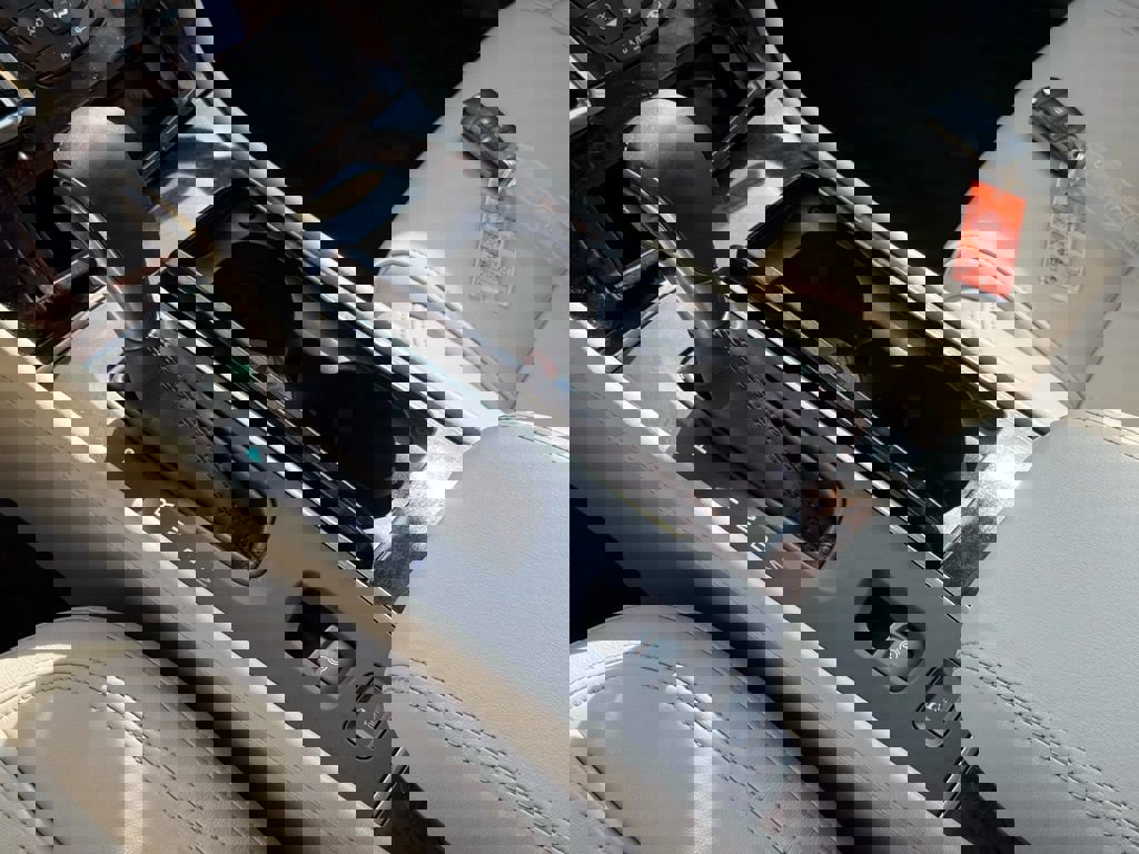 Used 2014 Buick LaCrosse Leather image 36