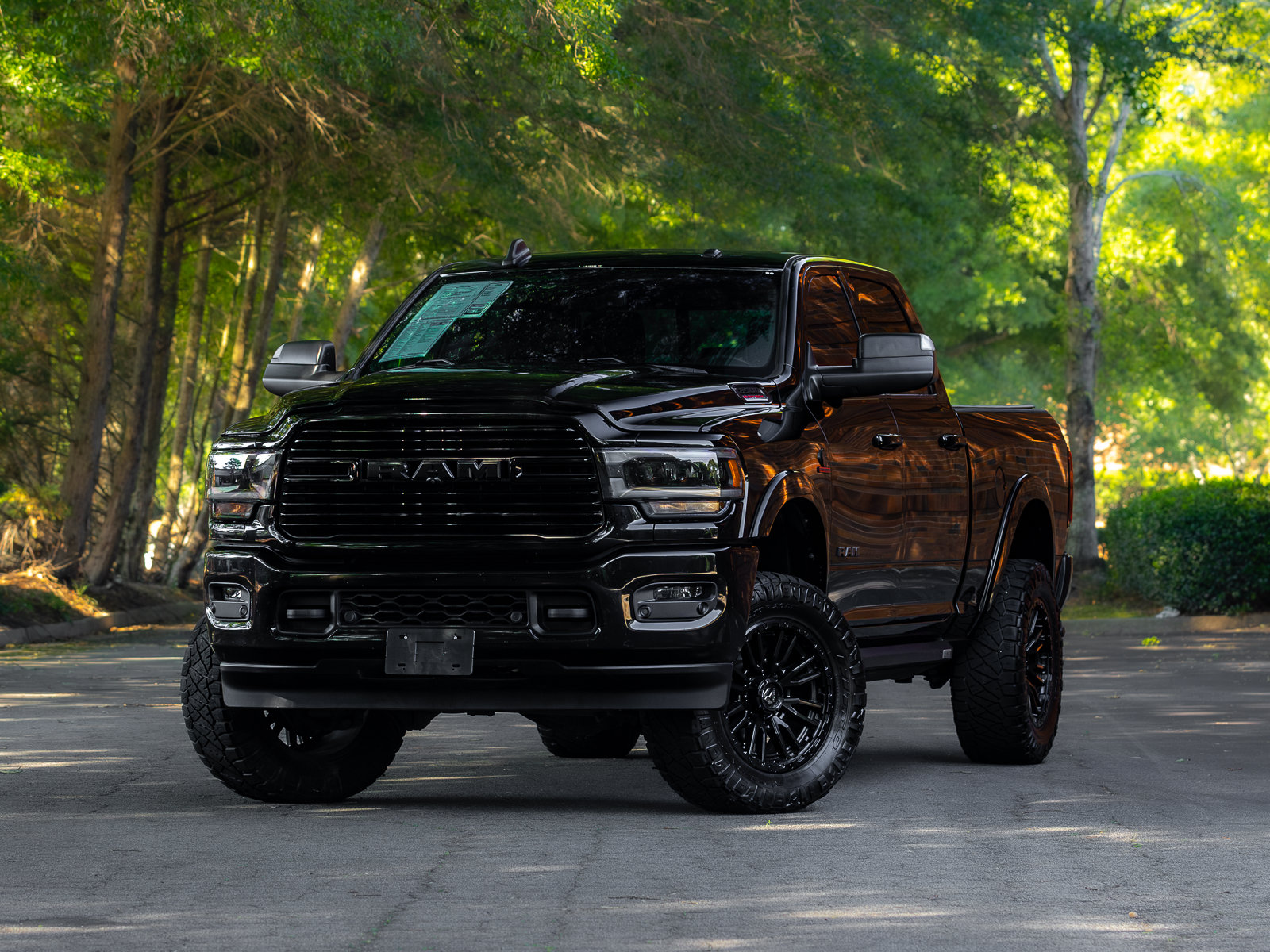 Used 2022 RAM 2500 Laramie AWD/4WD image 2