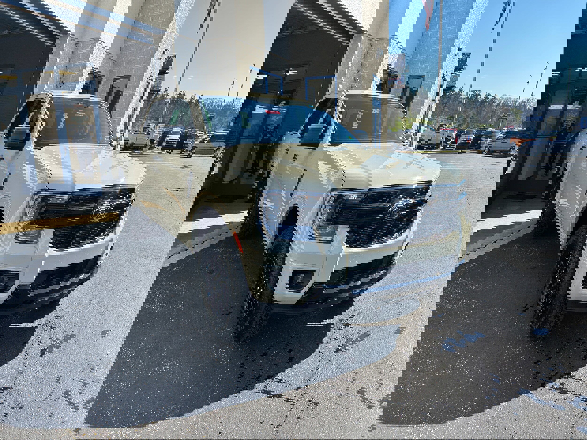 New 2026 Ford Ranger XLT w/ Equipment Group 301A High image 16