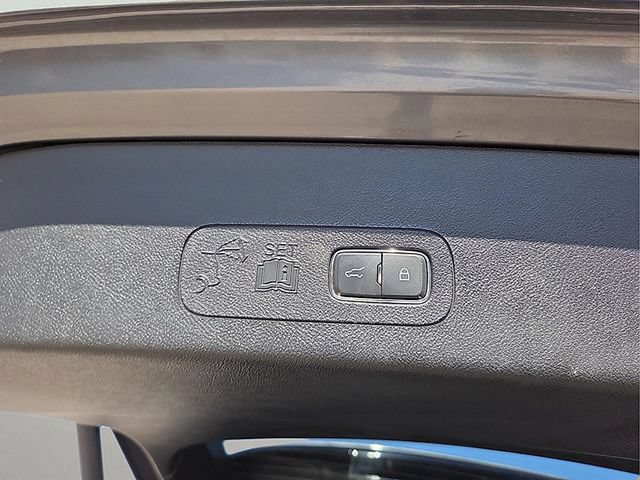Used 2023 Lincoln Aviator Reserve w/ Elements Package Plus AWD/4WD image 10