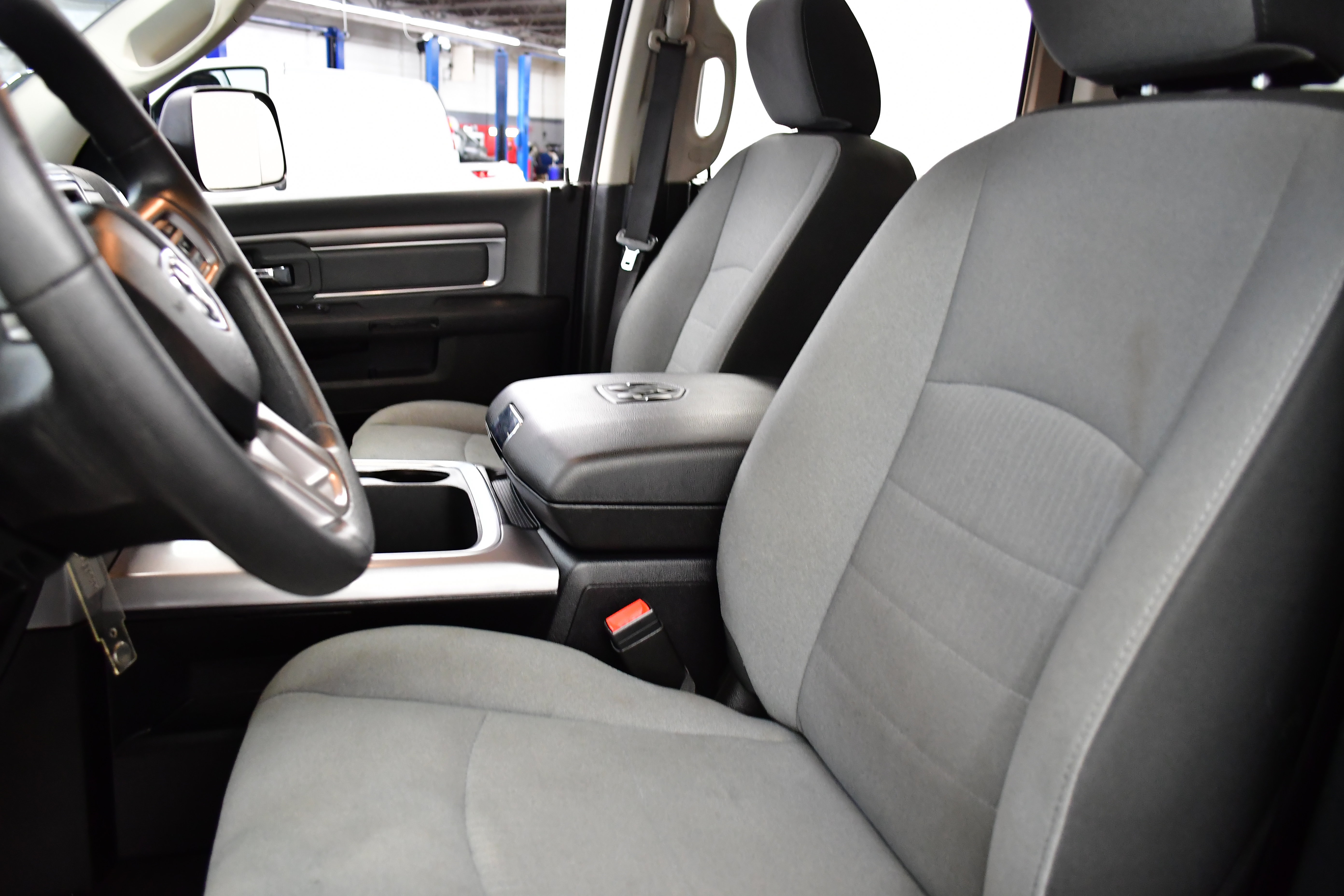 Used 2023 RAM 1500 Classic SLT w/ Trailer & Traction Group AWD/4WD image 9