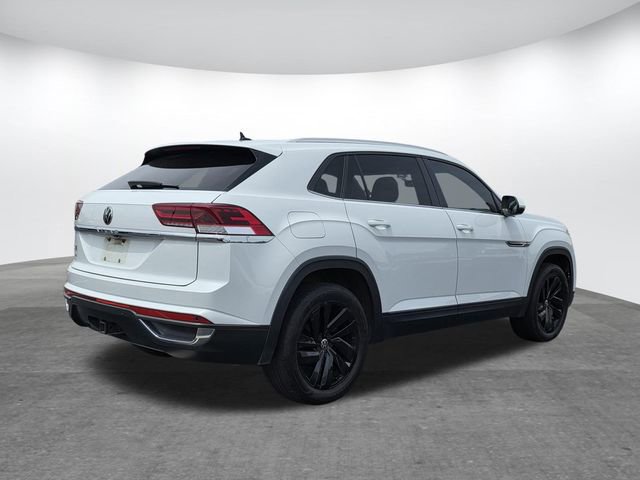 Used 2023 Volkswagen Atlas Cross Sport SE w/ Black Wheel Package FWD image 4
