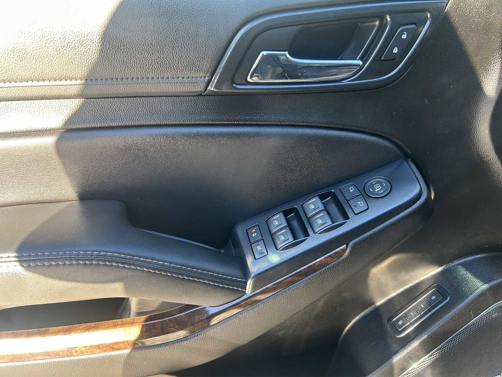 Used 2019 Chevrolet Tahoe LT image 9