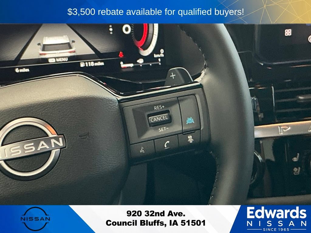 New 2026 Nissan Pathfinder Platinum AWD/4WD image 24