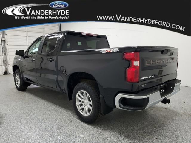 Used 2020 Chevrolet Silverado 1500 LT w/ All-Star Edition image 4