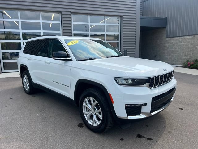 Used 2023 Jeep Grand Cherokee L Limited AWD/4WD image 3