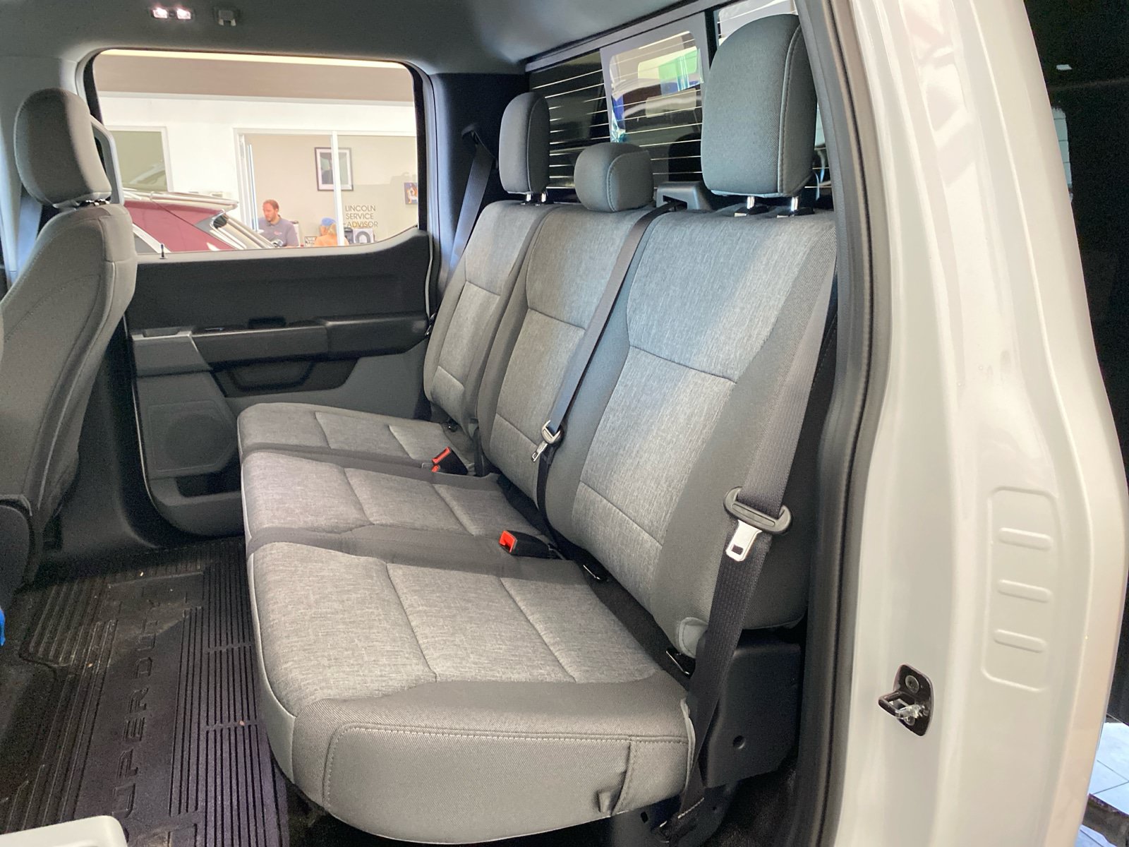 New 2026 Ford F550 4x4 Crew Cab image 9