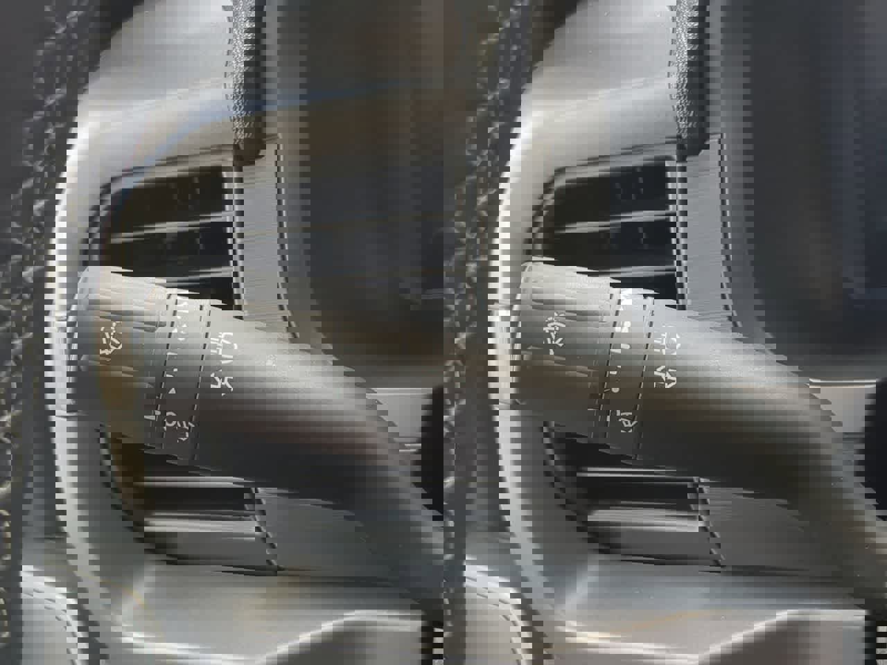 Used 2025 Ford F150 XLT w/ Equipment Group 302A MID AWD/4WD image 26