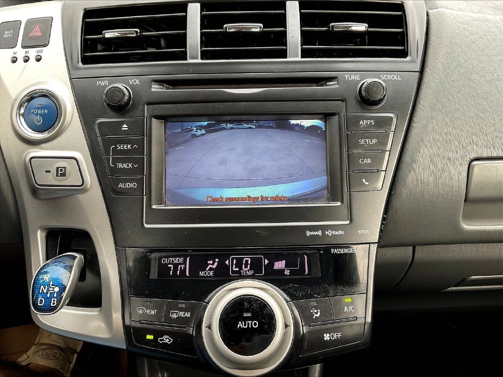Used 2014 Toyota Prius V Five FWD image 14