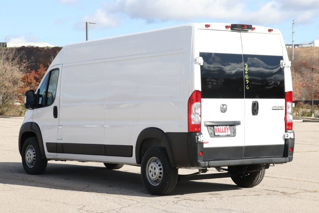 Used 2024 RAM ProMaster 2500 FWD image 5