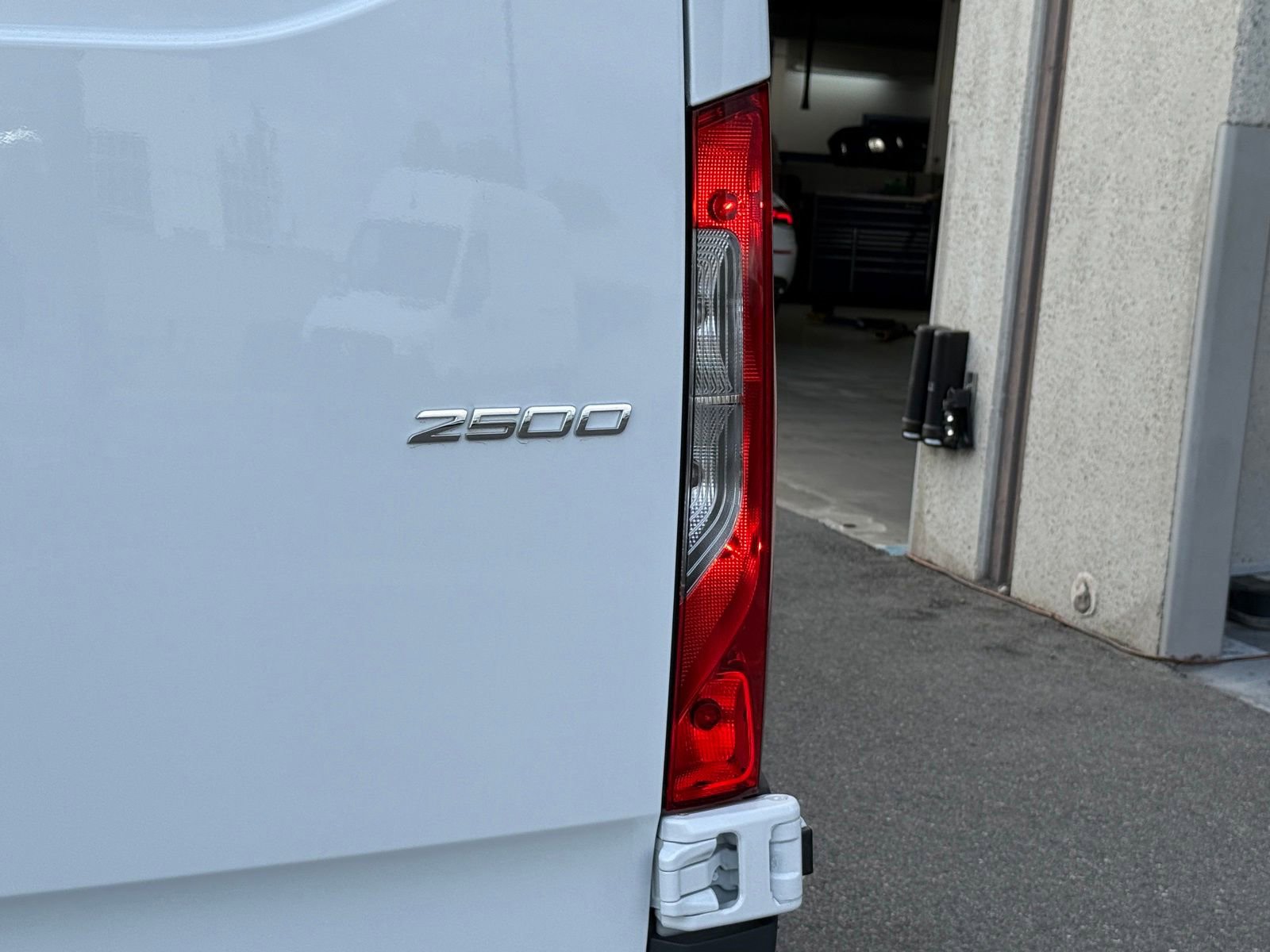 New 2025 Mercedes-Benz Sprinter 2500 image 10