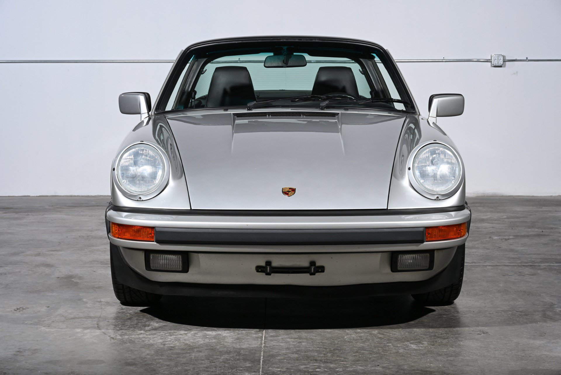 Used 1988 Porsche 911 Carrera RWD image 10