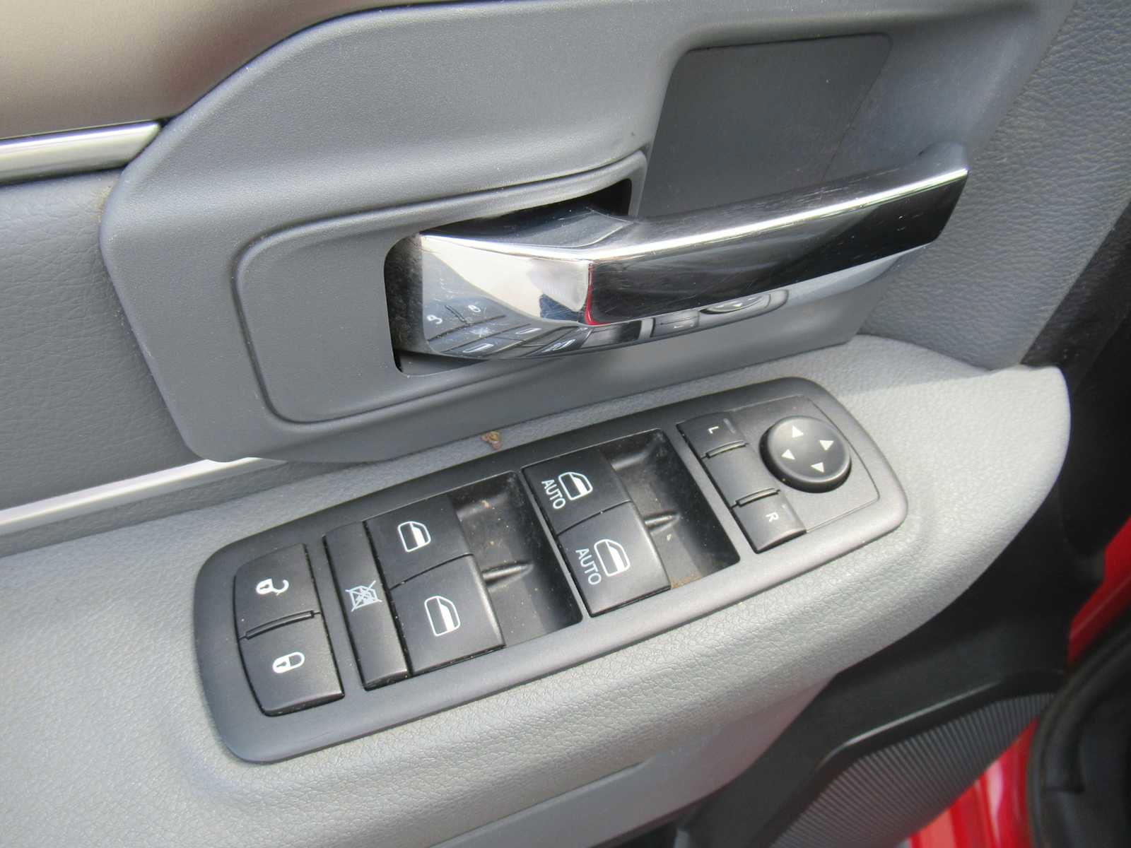 Used 2016 RAM 2500 Big Horn image 21