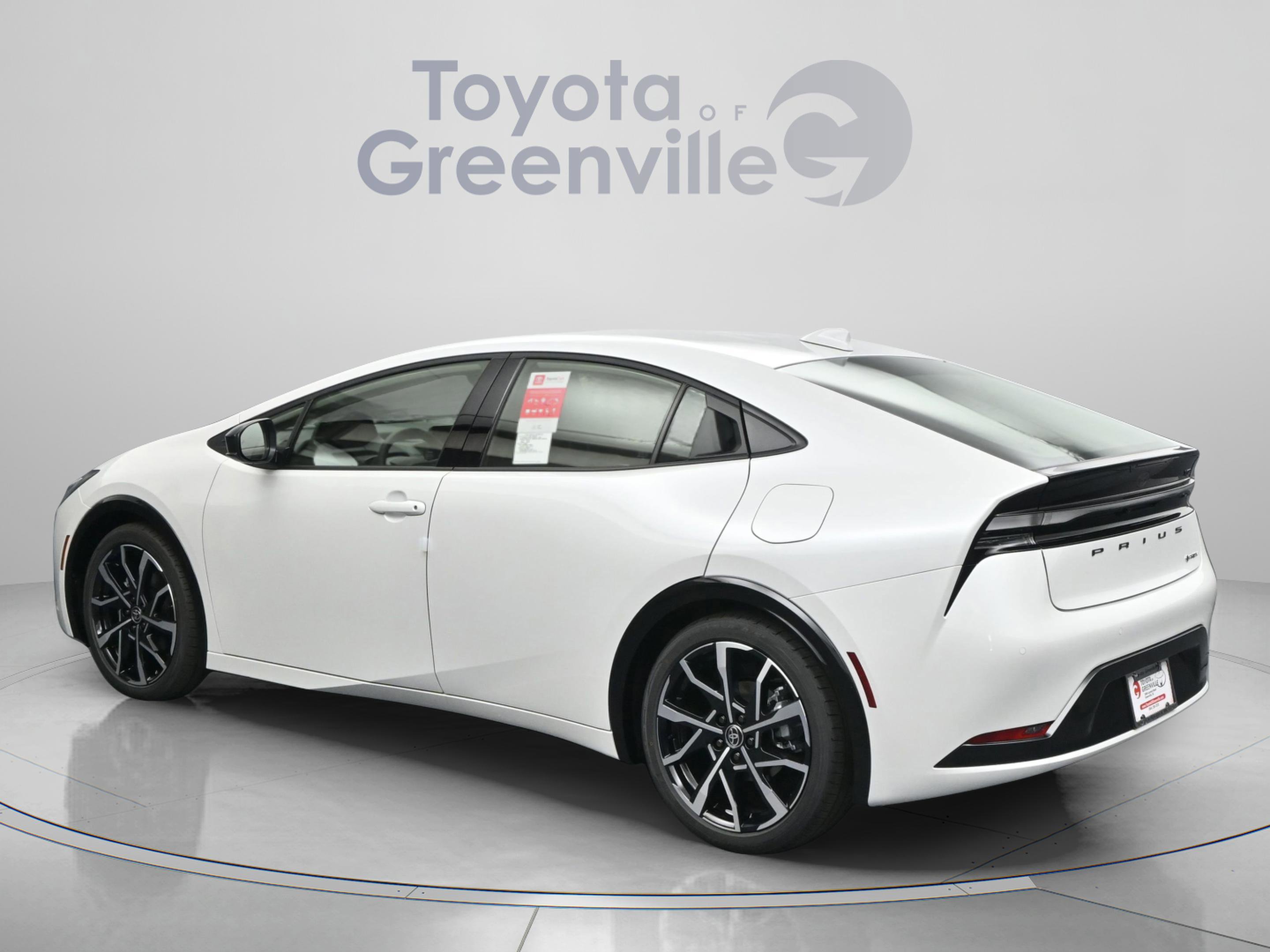 New 2025 Toyota Prius Plug-In Hybrid FWD image 11