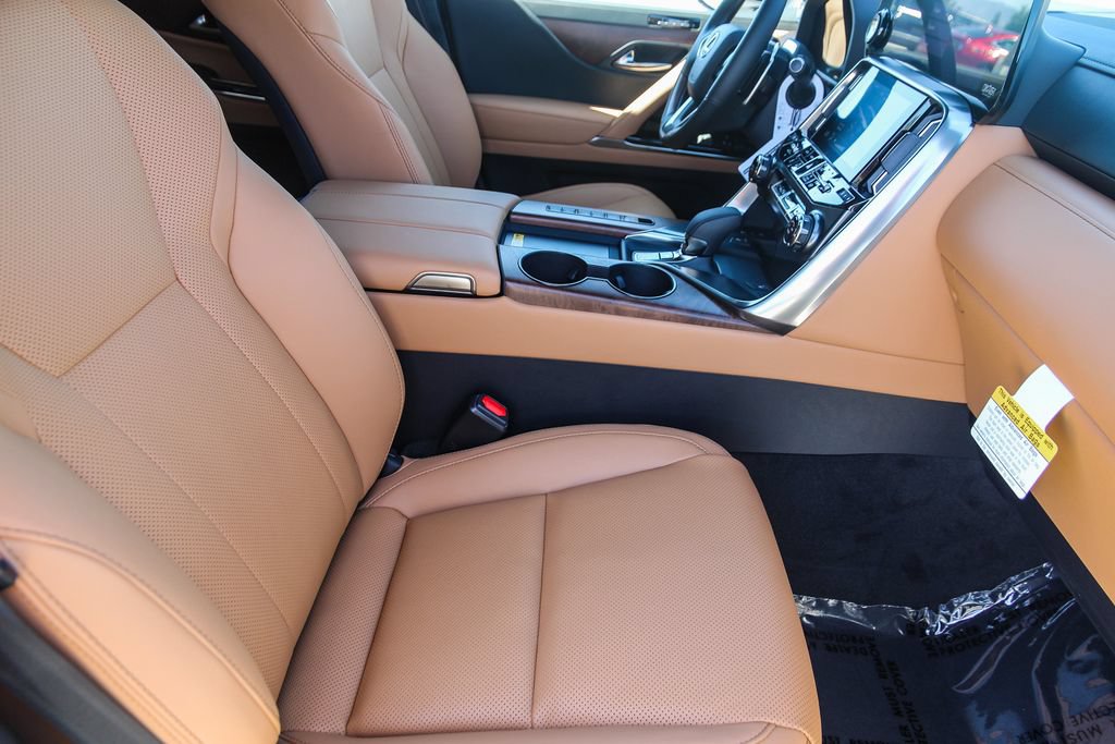 New 2026 Lexus LX 700h Luxury AWD/4WD image 15