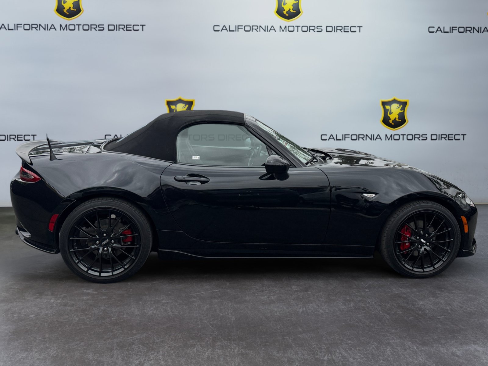 Used 2019 MAZDA MX-5 Miata Club w/ Brembo/BBS Package RWD image 6