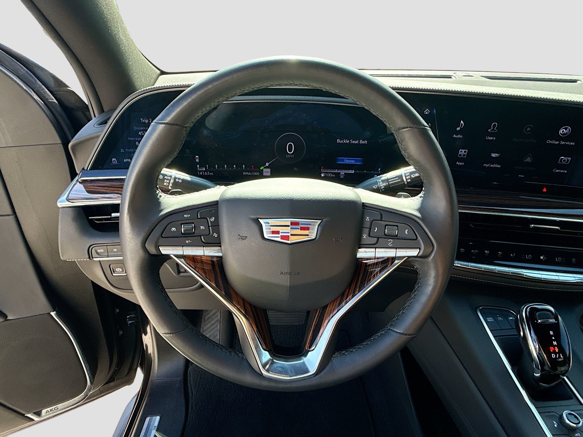 Used 2024 Cadillac Escalade Luxury AWD/4WD image 35