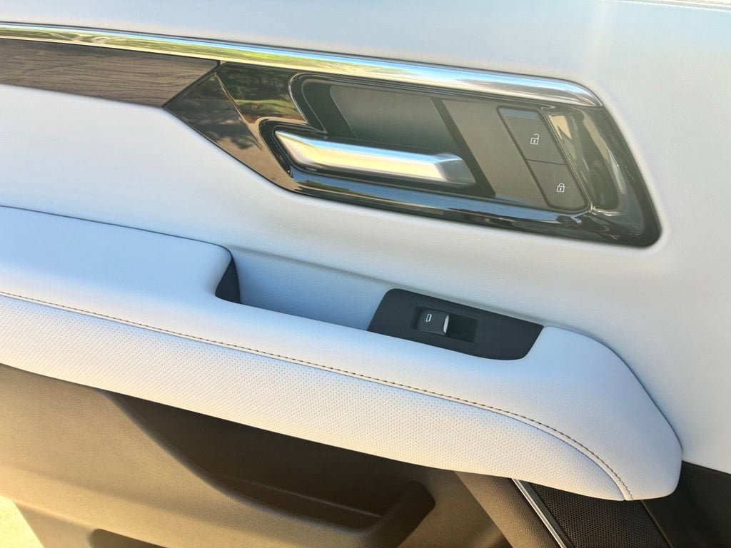 New 2026 Chevrolet Tahoe Premier RWD image 21