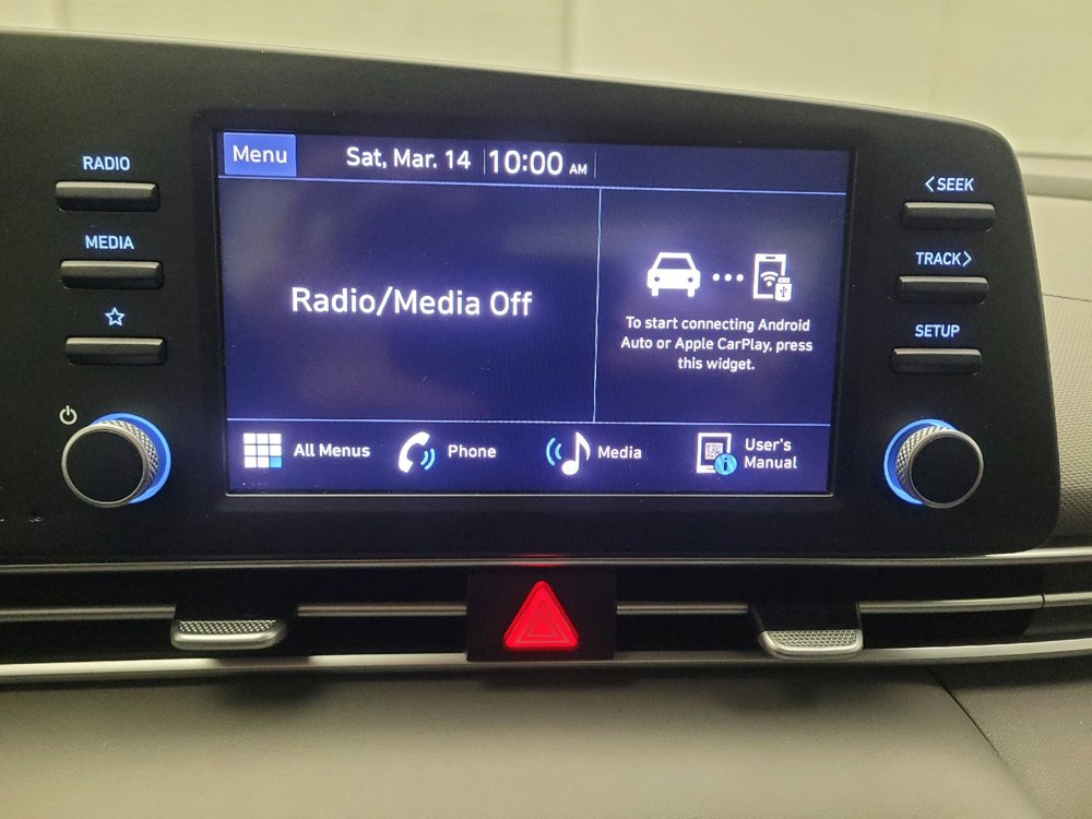 Used 2024 Hyundai Elantra SE FWD image 25