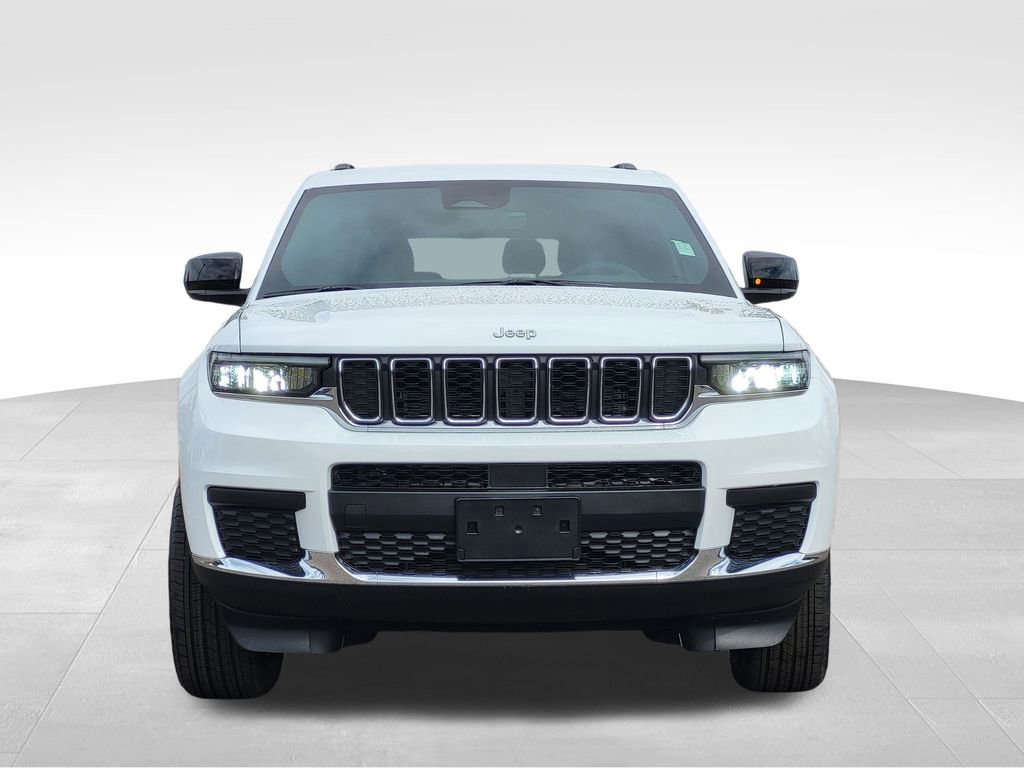 New 2026 Jeep Grand Cherokee L Laredo image 2