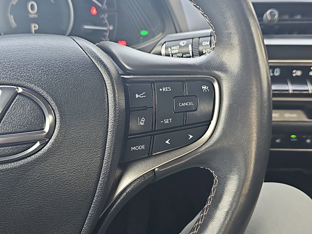 Certified 2020 Lexus UX 250h w/ Premium Package AWD/4WD image 21