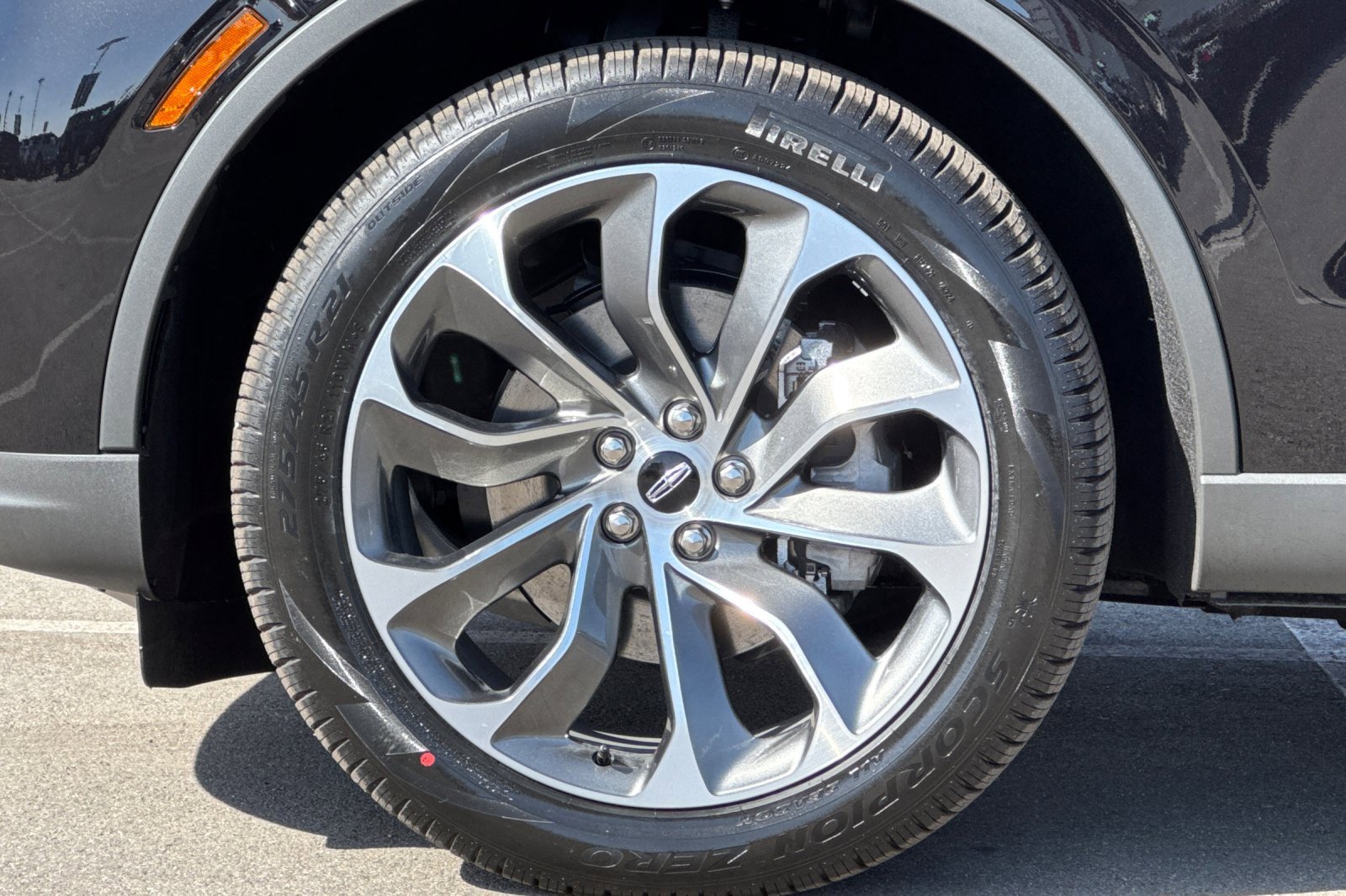 New 2025 Lincoln Aviator Reserve w/ Luxury Package image 26