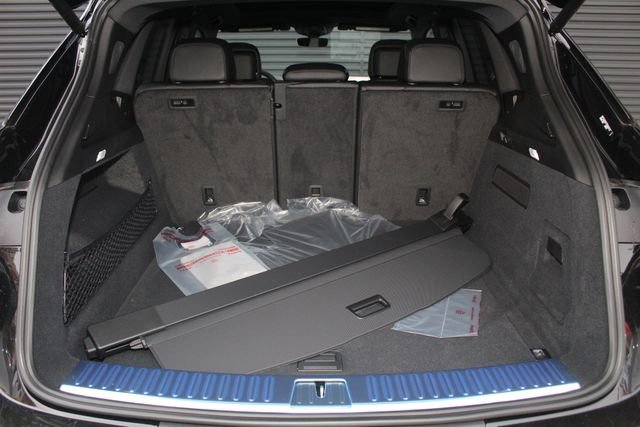 New 2026 Porsche Cayenne image 12